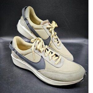 Nike Waffle Debut Mens Sneakers New Without Tags Men's Size 11.5 #FJ4196-200